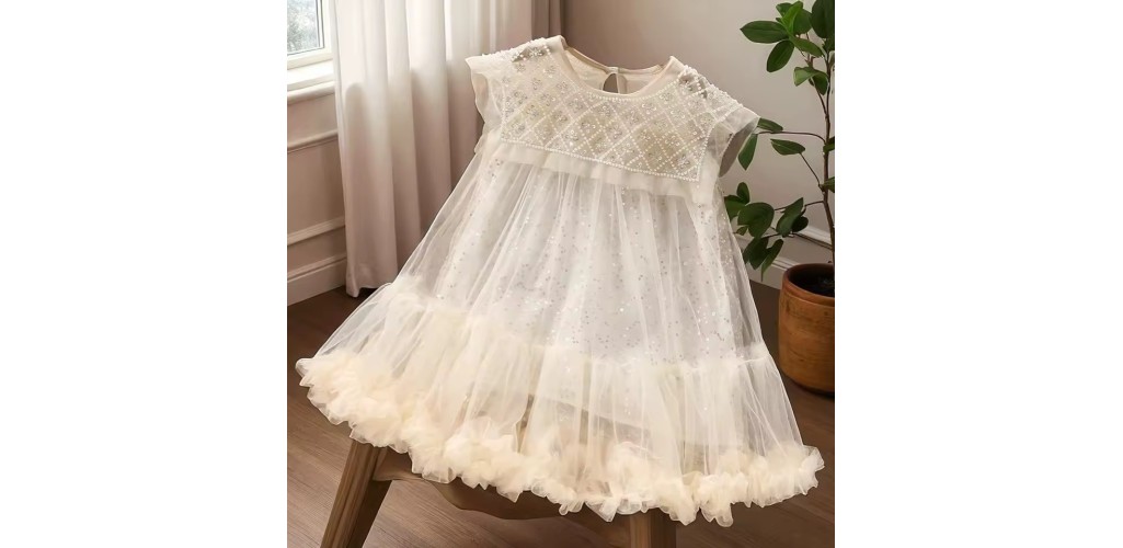 Vestido Tule Pérolas